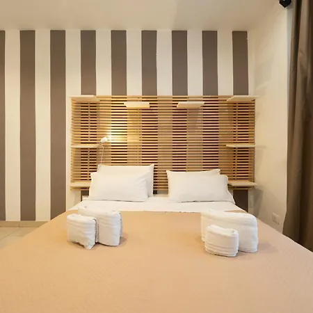 住宿加早餐酒店 Bb *